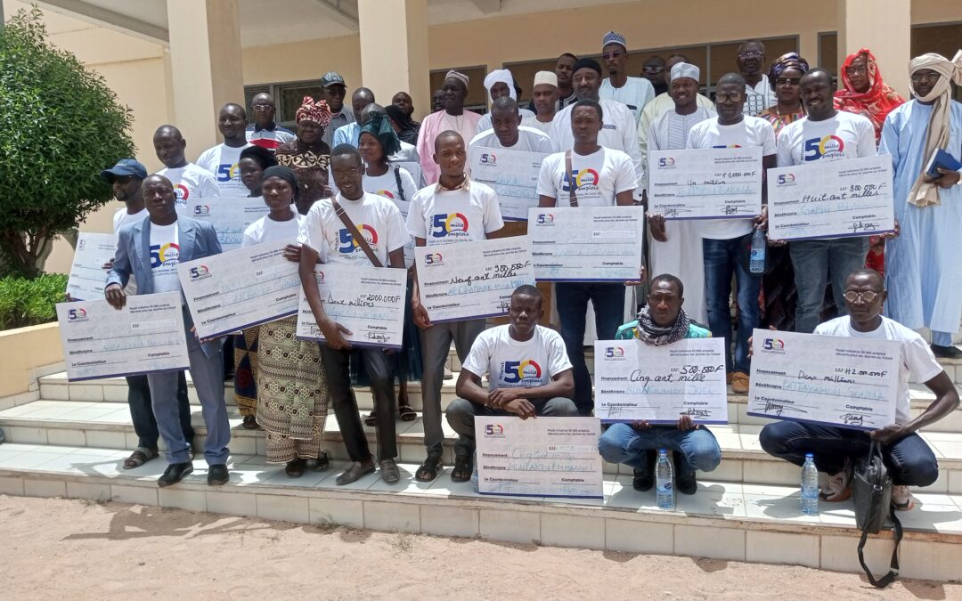 Initiative 50.000 emplois pour les jeunes : 20 bénéficiaires du Mayo-Kebbi Est reçoivent leurs fonds