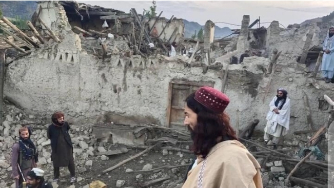 Afghanistan : près de 1000 morts dans un tremblement de terre