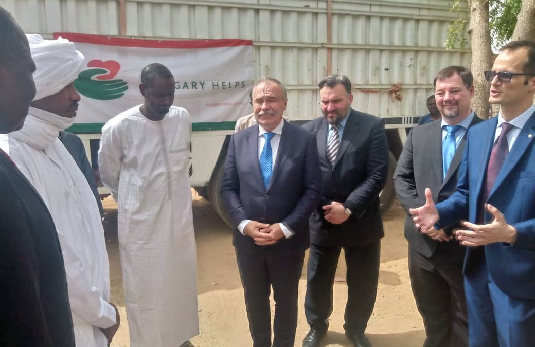 L’ONG Hungary Helps a fait un don de céréales aux personnes déplacées dans le lac Tchad