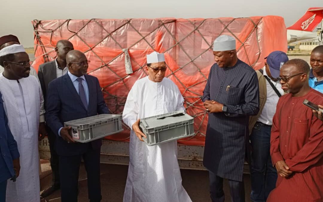 Présidentielle du 6 mai : les partenaires du Tchad offrent à l’ANGE des kits électoraux