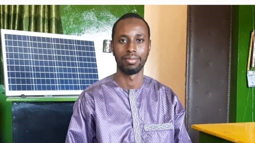 A la découverte de : Youssouf Ali Mbodou, l’homme qui, à travers Kouran Jabo, promeut l’accès des couches vulnérables à l’électricité