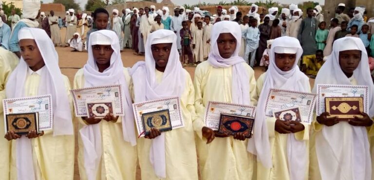 Ati : 26 apprenants ont fini la mémorisation du saint Coran et reçoivent leurs certificats de fin de formation